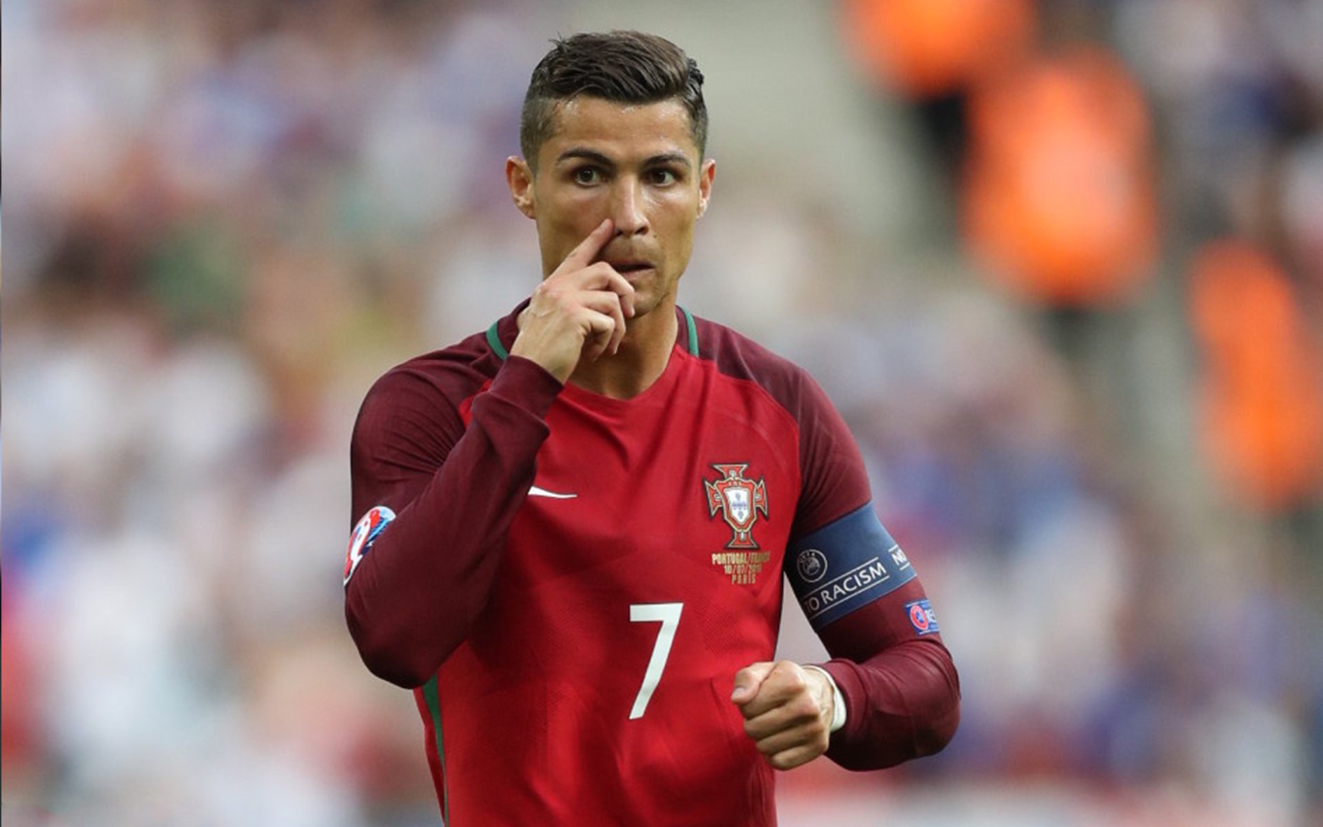 德甲争冠战焦点战，利物浦巅峰对决，胜出加拿大